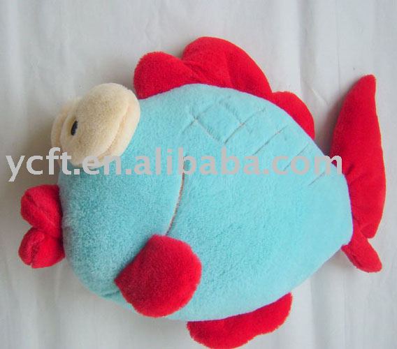 07062 fish shaped stuffed plush decorative pillow